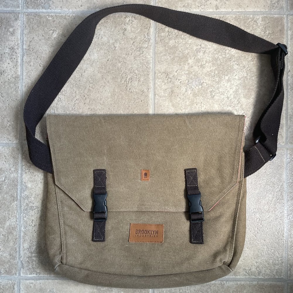 Brooklyn Industries Men's Messenger Bag